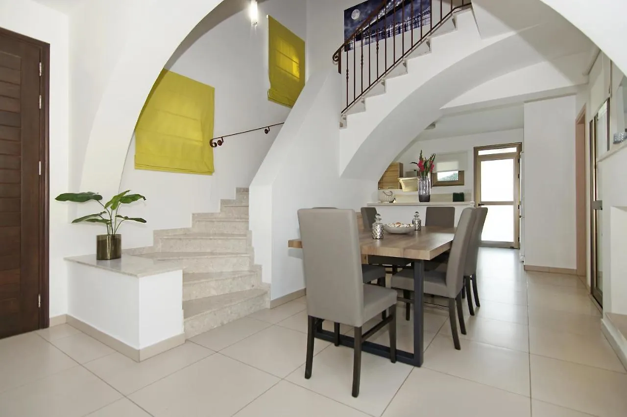 Villa Regina Ayia Napa 0*,