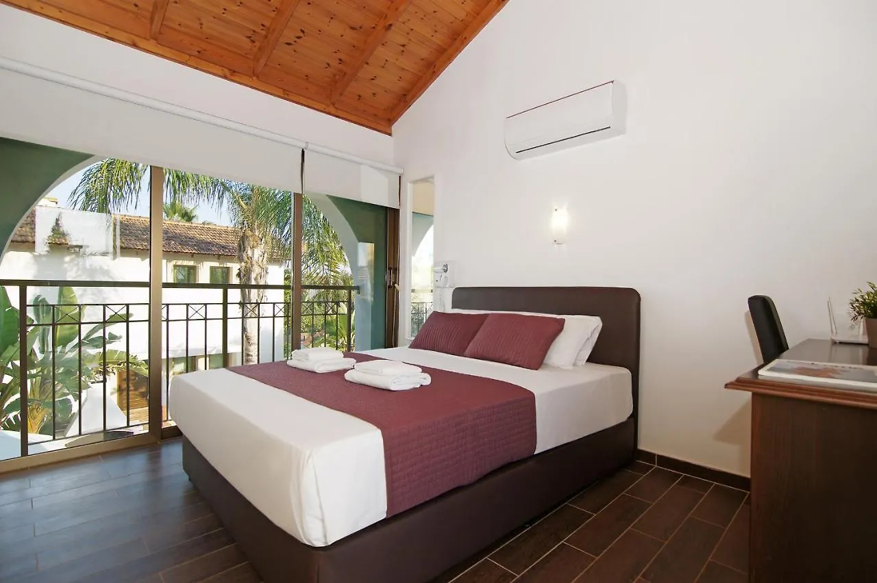 Villa Regina Ayia Napa 0*,